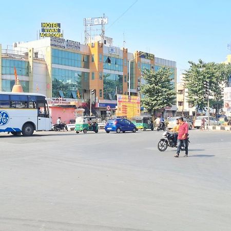Hotel Vivan Вадодара Экстерьер фото