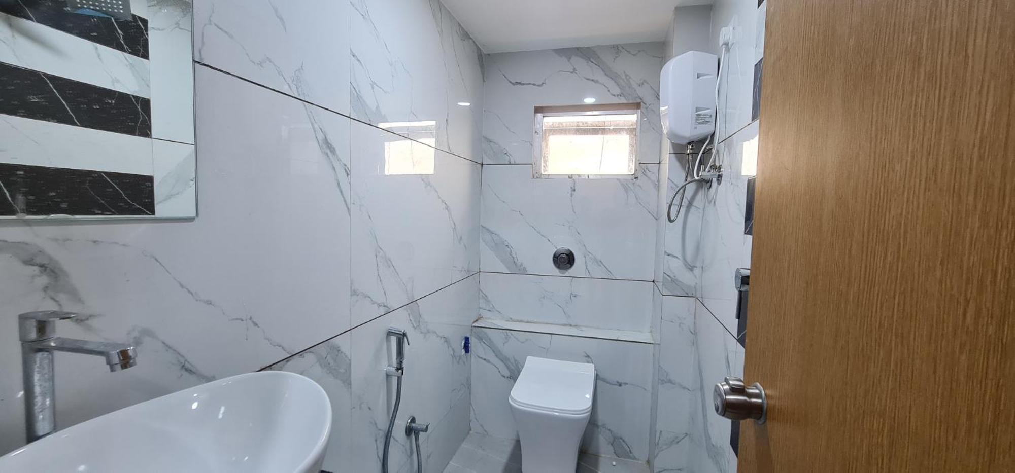 Hotel Vivan Вадодара Экстерьер фото